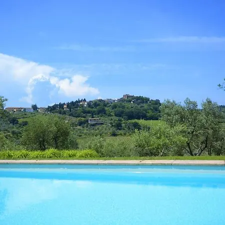 Relais Fattoria Valle 3*